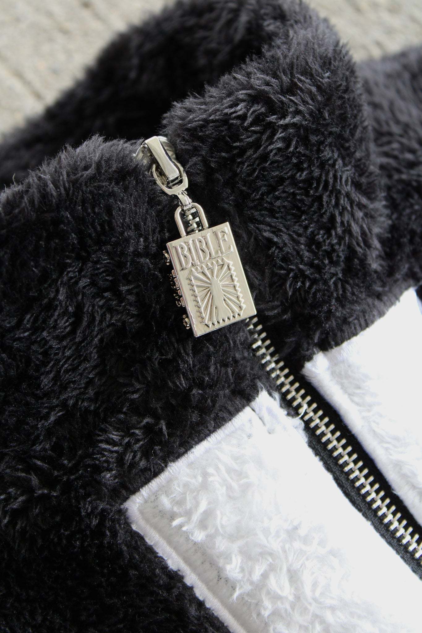 KUMA SHERPA JACKET | ONE PIECE