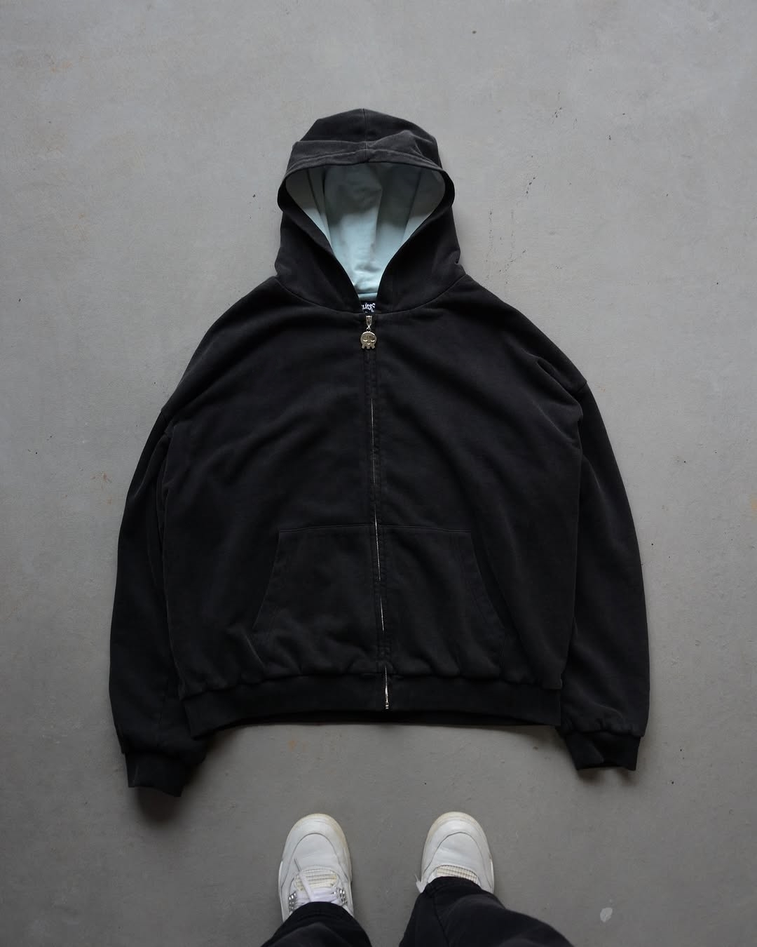 "COMPANY 8" ZIP-UP HOODIE