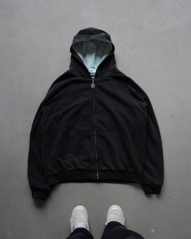 "COMPANY 8" ZIP-UP HOODIE