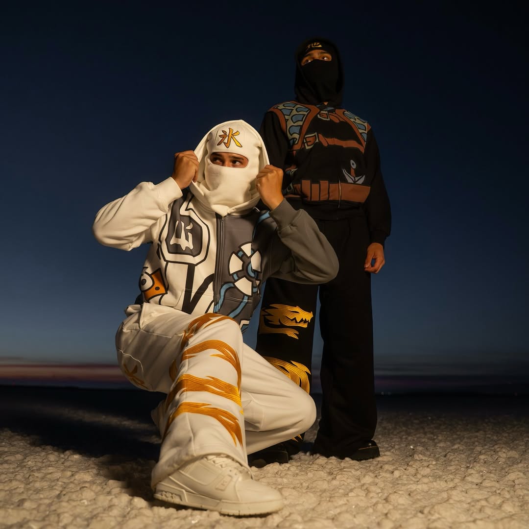 MASTER OF ICE AND EARTH ZIP SUIT
