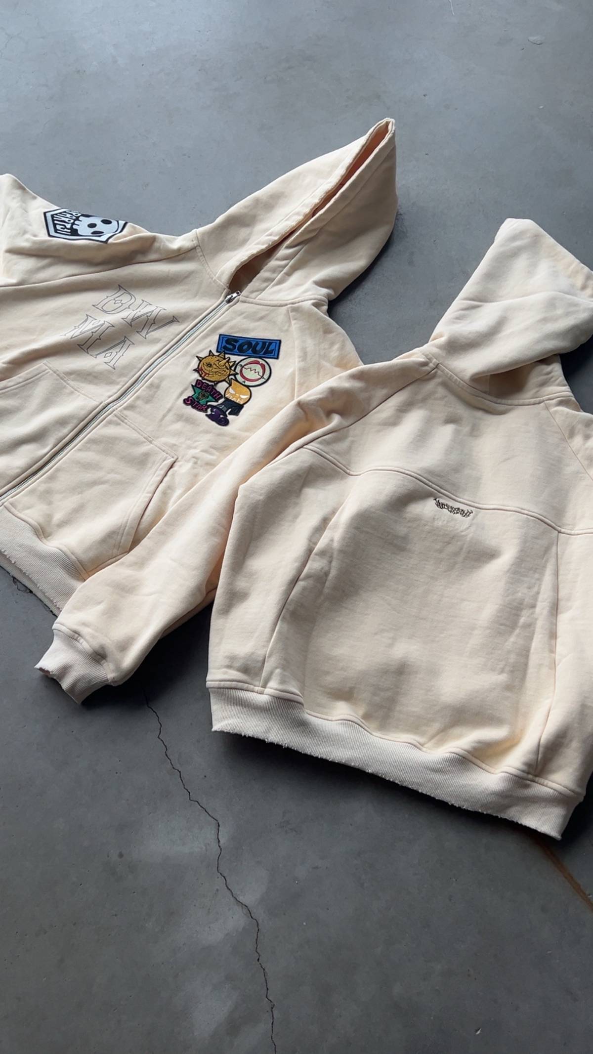 SOUND SOUL ZIP UP HOODIE