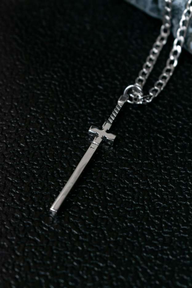 Arthur's 'Excalibur' Necklace - Fire Force