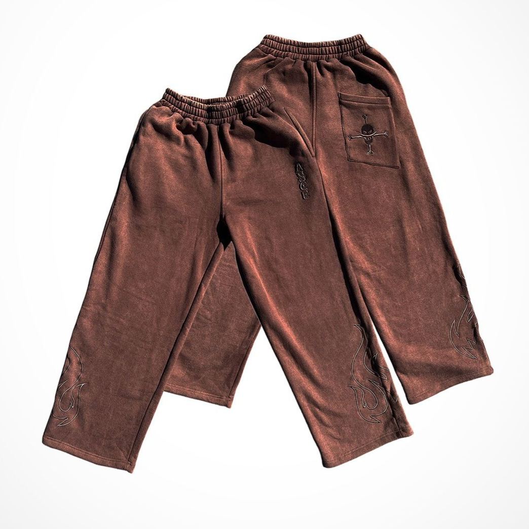 BURNOUT STRAIGHT-LEG SWEATS
