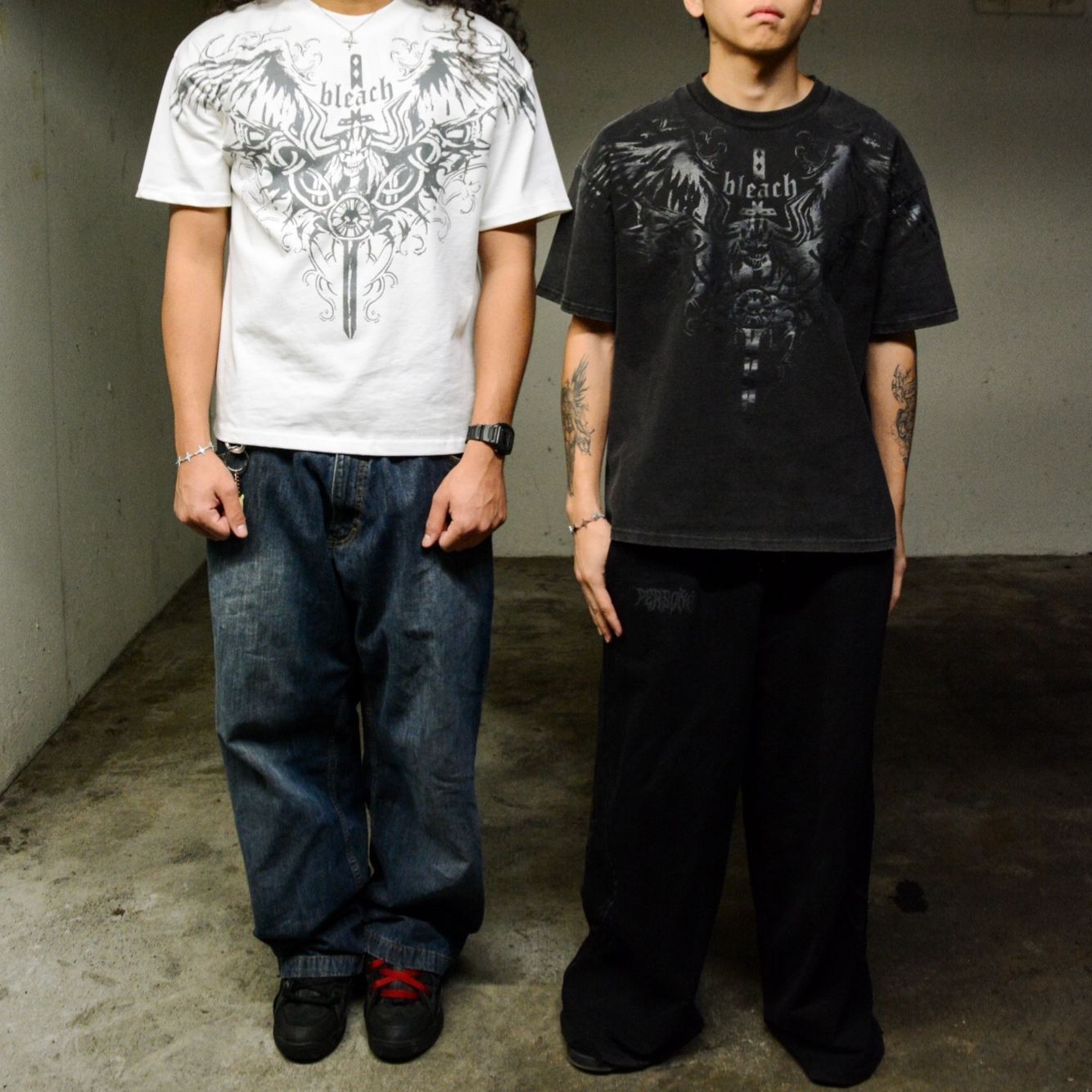 BLEACH CROSSWING TEE