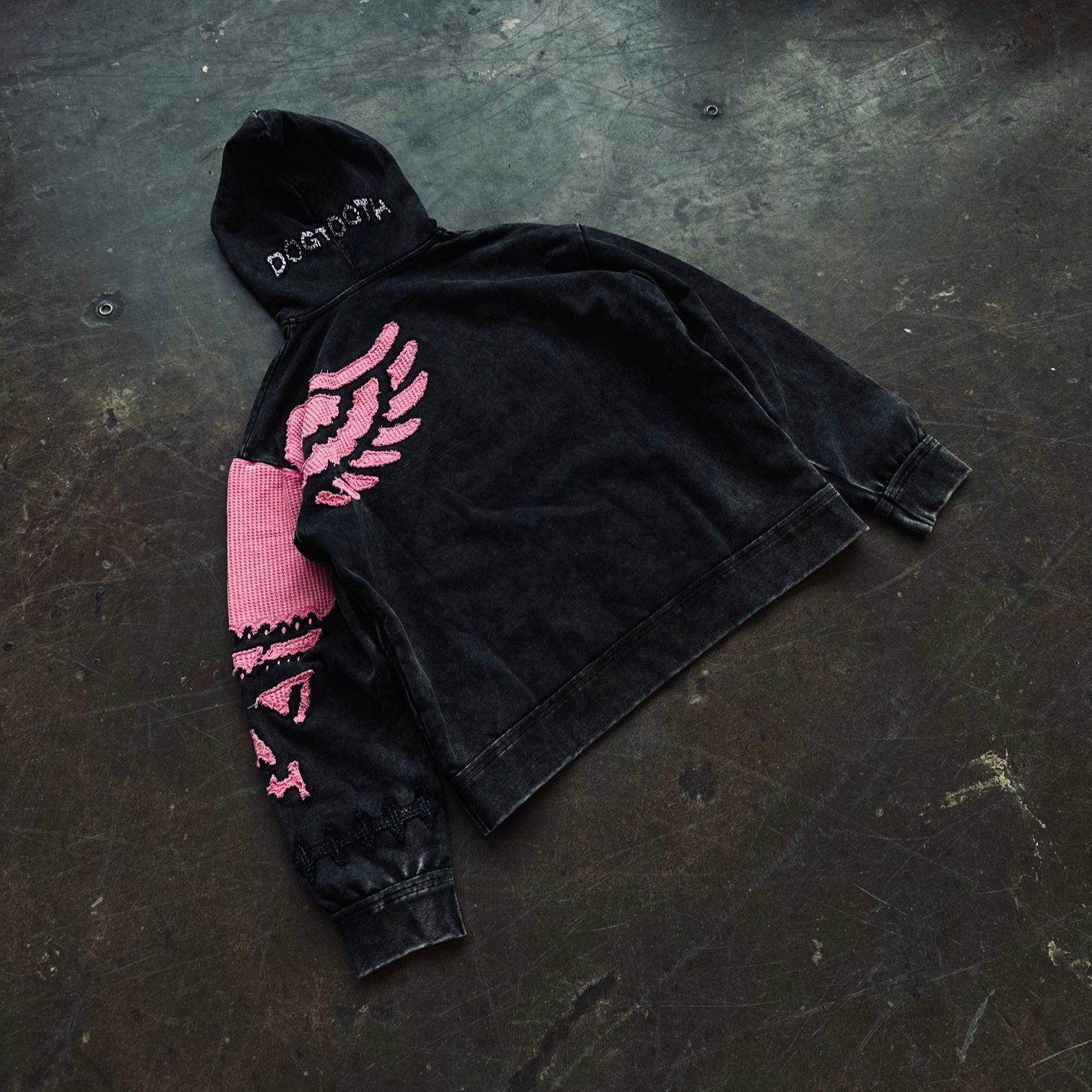 MOCHI MOCHI EMBROIDERY HOODIE