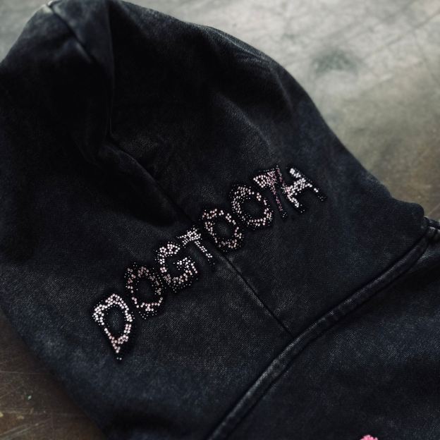 MOCHI MOCHI EMBROIDERY HOODIE