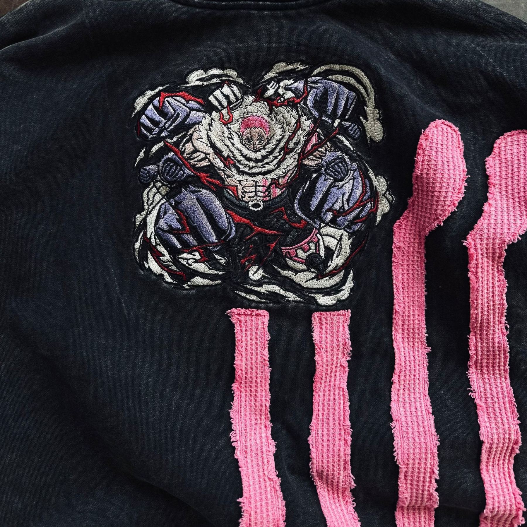 MOCHI MOCHI EMBROIDERY HOODIE