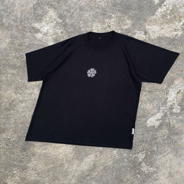 ASTA FIVE CLOVER TEE