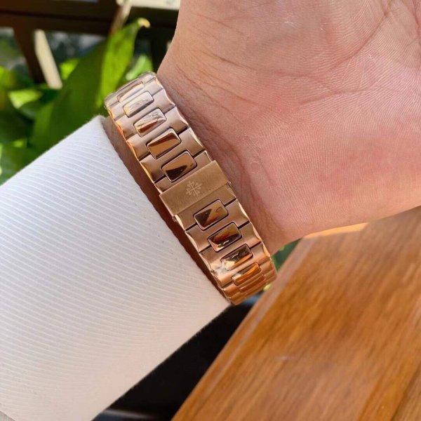 Patek Philippe Nautilus 5711/1R-001 40mm