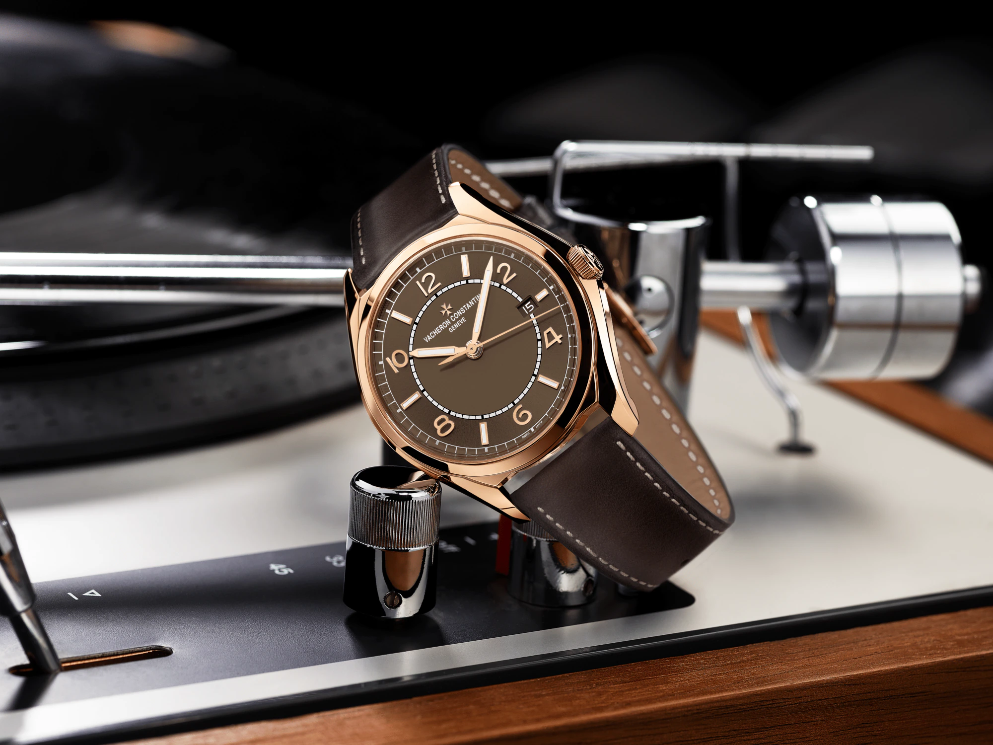 Series 4600E/000R-B576 Watch