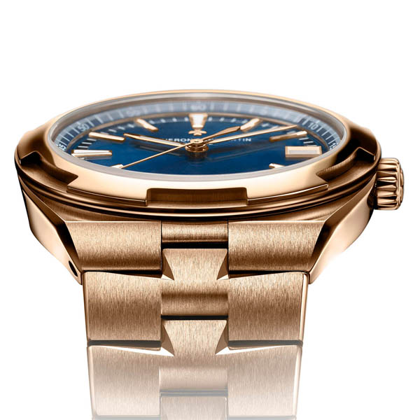 Overseas Automatic 4500V/110R-B705 41 mm