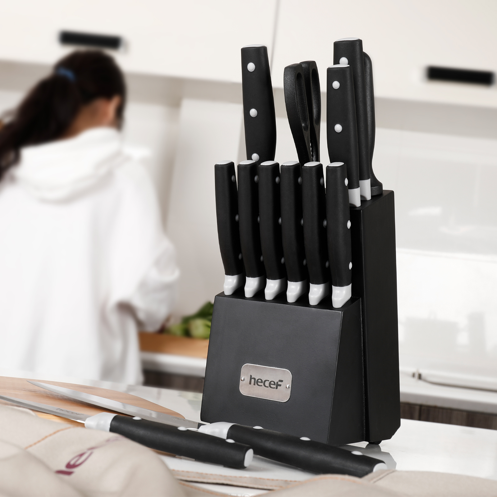 Hecef 14-Piece Black Knife Set with Block, Ultra-Sharp Stainless Steel Kitchen Knives with Comfortable Grip