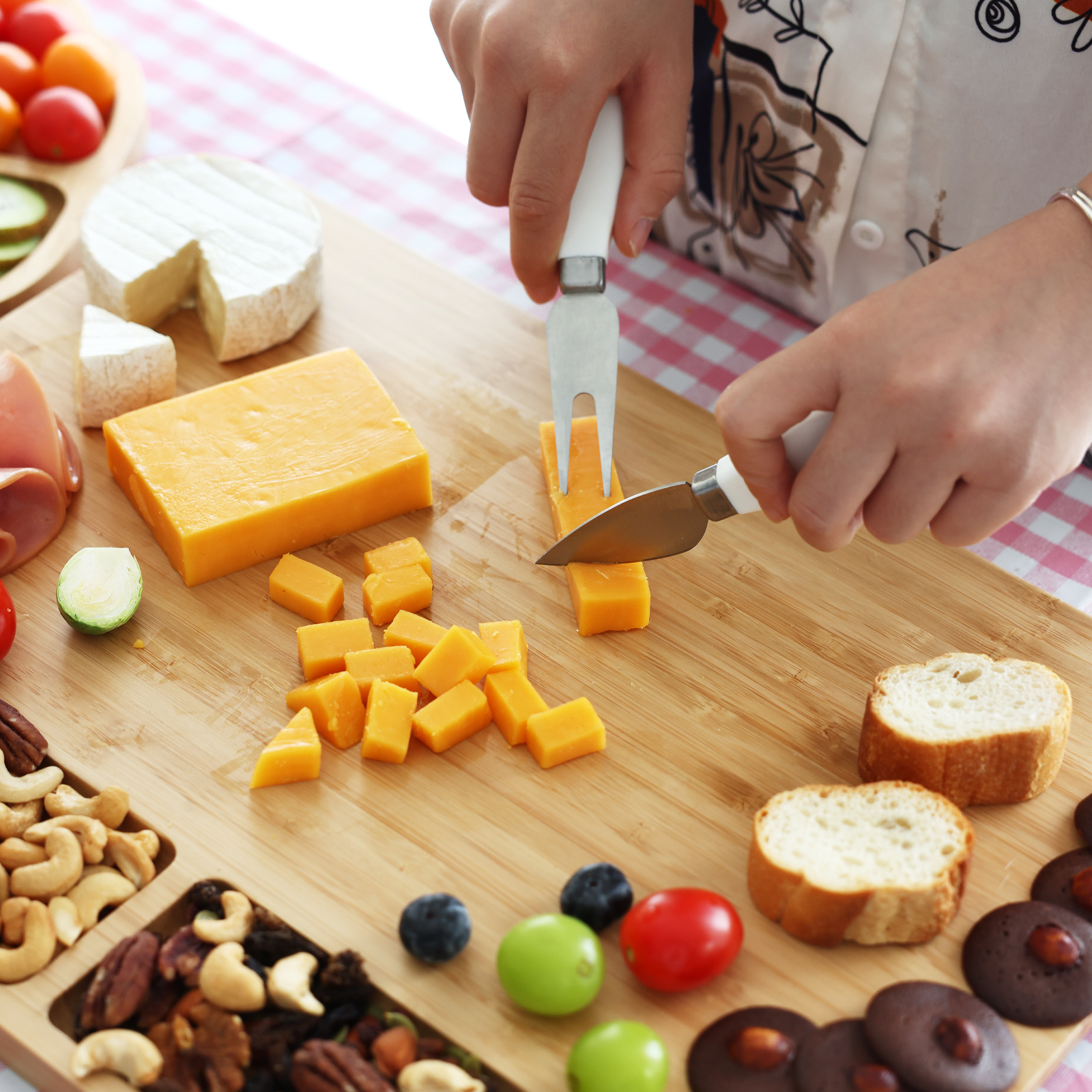 Hecef Bamboo Cheese Board and Knife Set, 13-Piece Large Charcuterie Serving Tray, 17 in