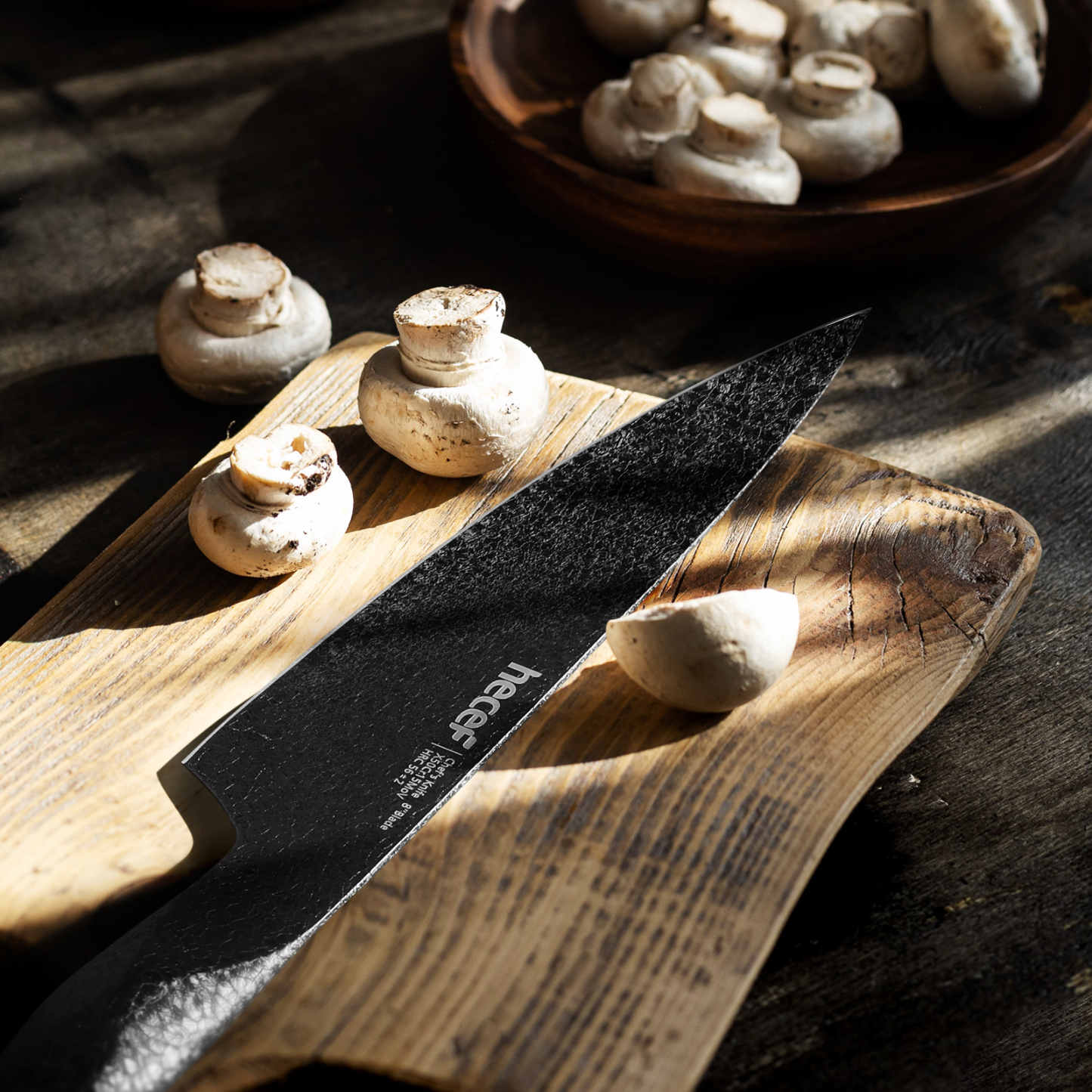 {Hecef Kitchenware}{knife}{cheese board}