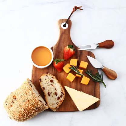 {Hecef Kitchenware}{knife}{cheese board}