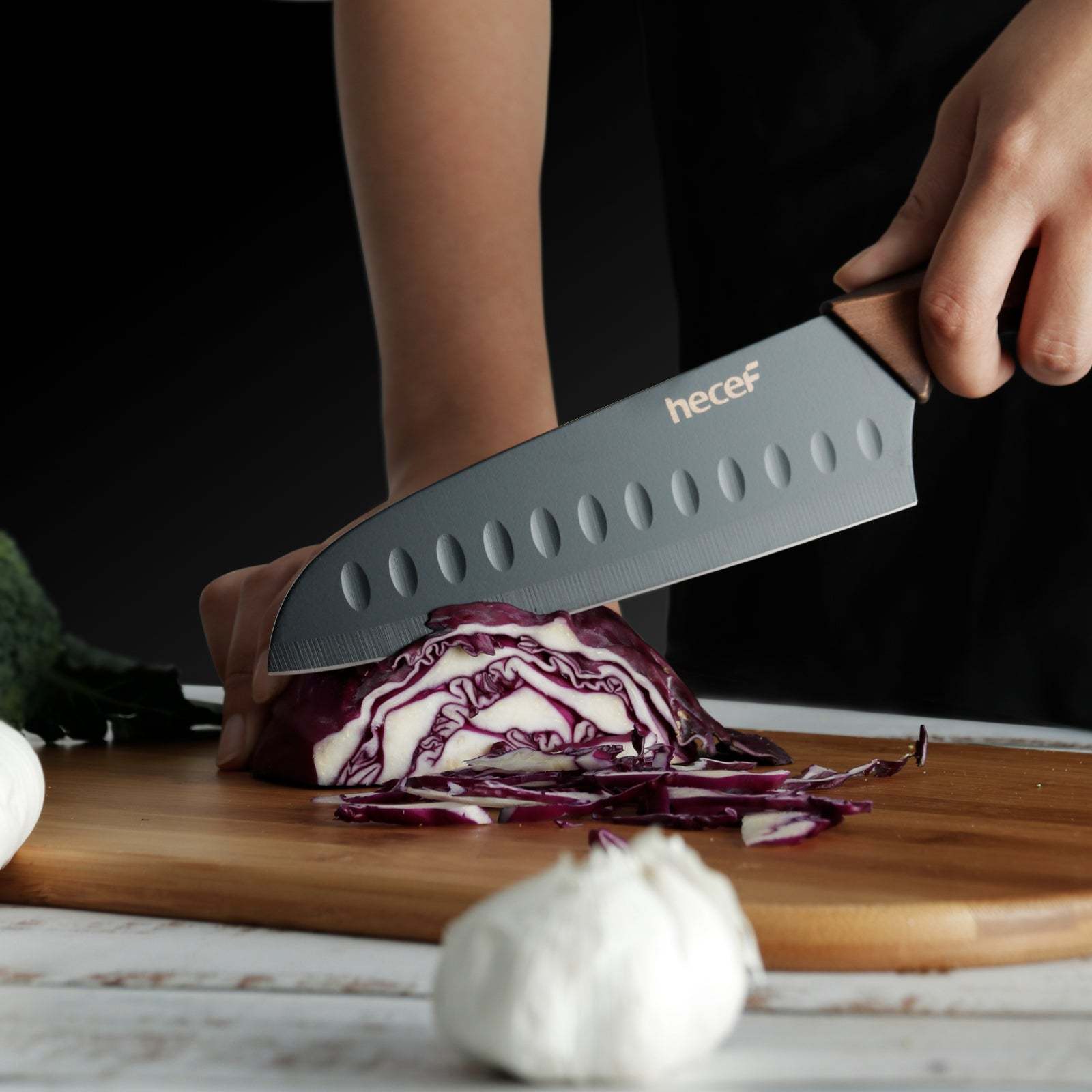 {Hecef Kitchenware}{knife}{cheese board}