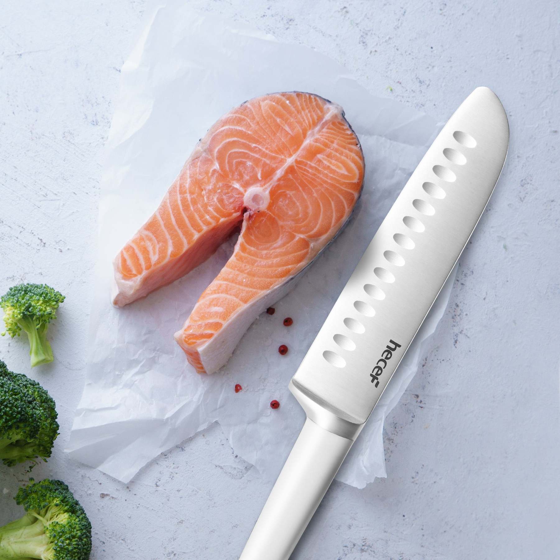 {Hecef Kitchenware}{knife}{cheese board}