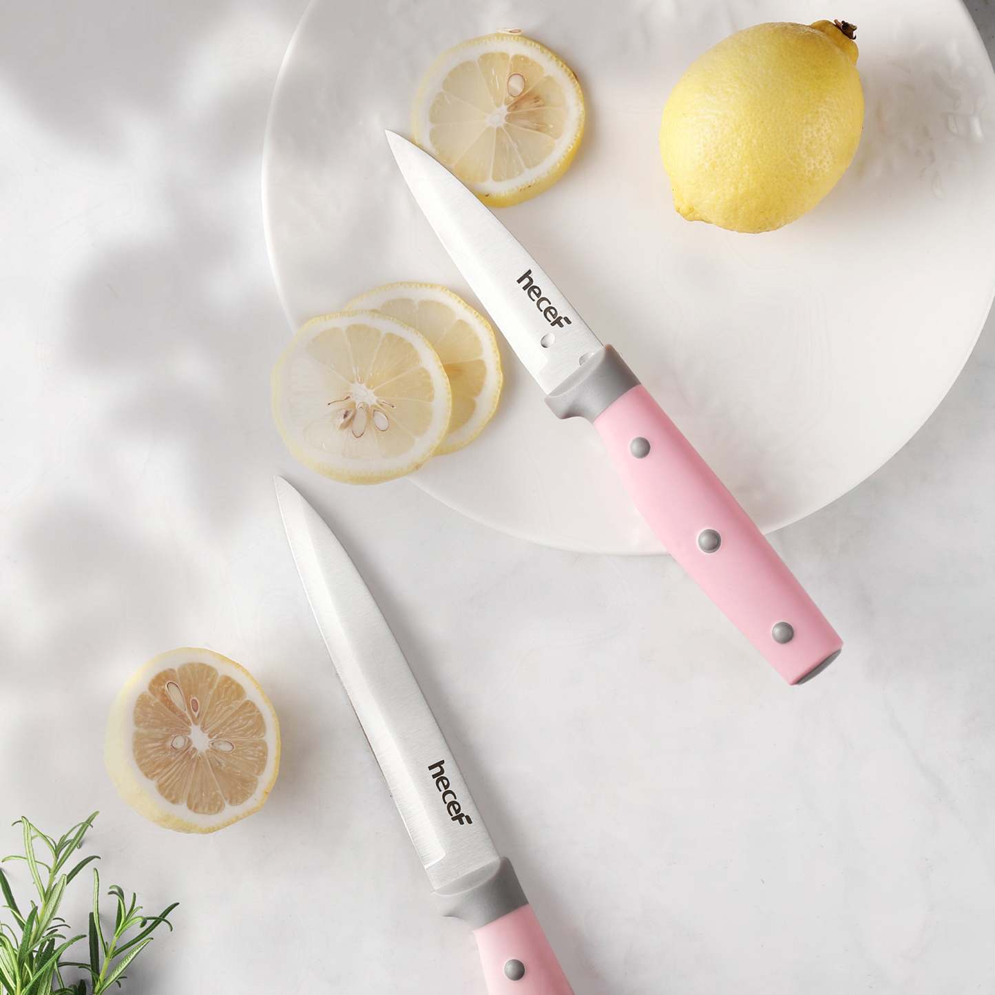 {Hecef Kitchenware}{knife}{cheese board}