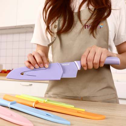 {Hecef Kitchenware}{knife}{cheese board}