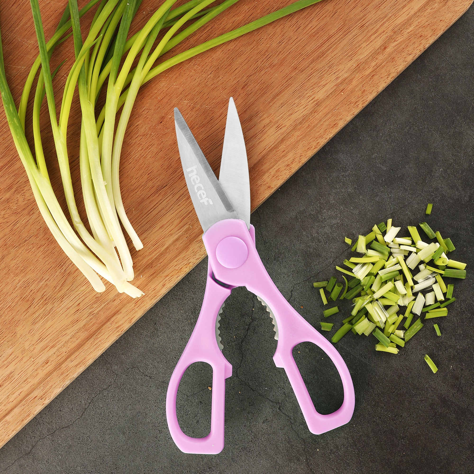 {Hecef Kitchenware}{knife}{cheese board}