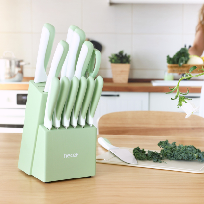{Hecef Kitchenware}{knife}{cheese board}