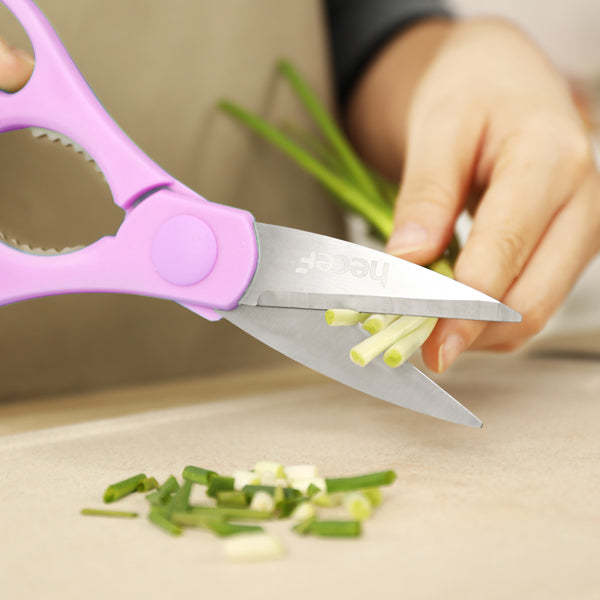 {Hecef Kitchenware}{knife}{cheese board}