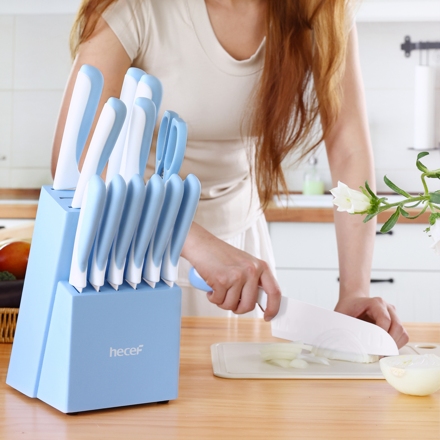 {Hecef Kitchenware}{knife}{cheese board}