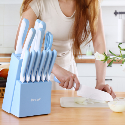 {Hecef Kitchenware}{knife}{cheese board}