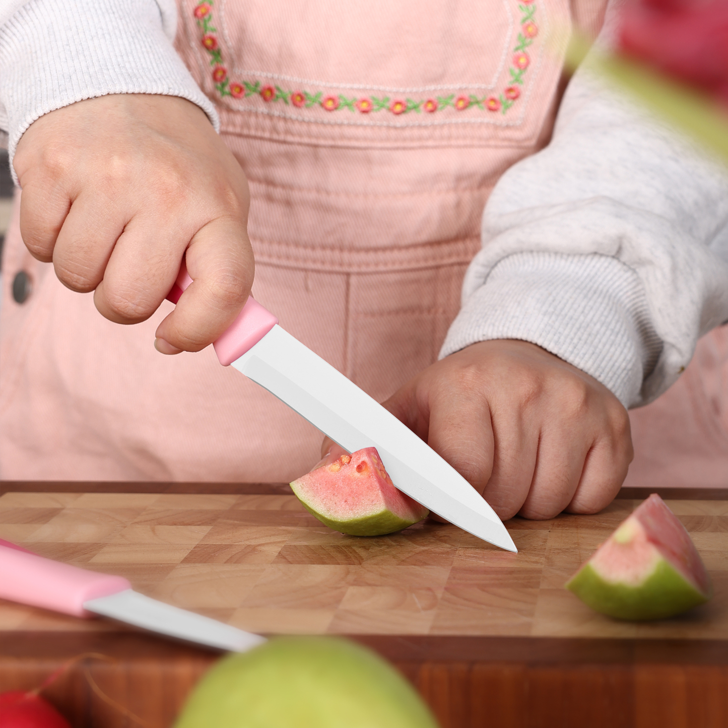 {Hecef Kitchenware}{knife}{cheese board}