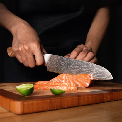 hecef 7in Damascus Chef Knife, High Carbon Stainless Steel Ultra Sharp Janpanese Kitchen Knives with Resin Handle 