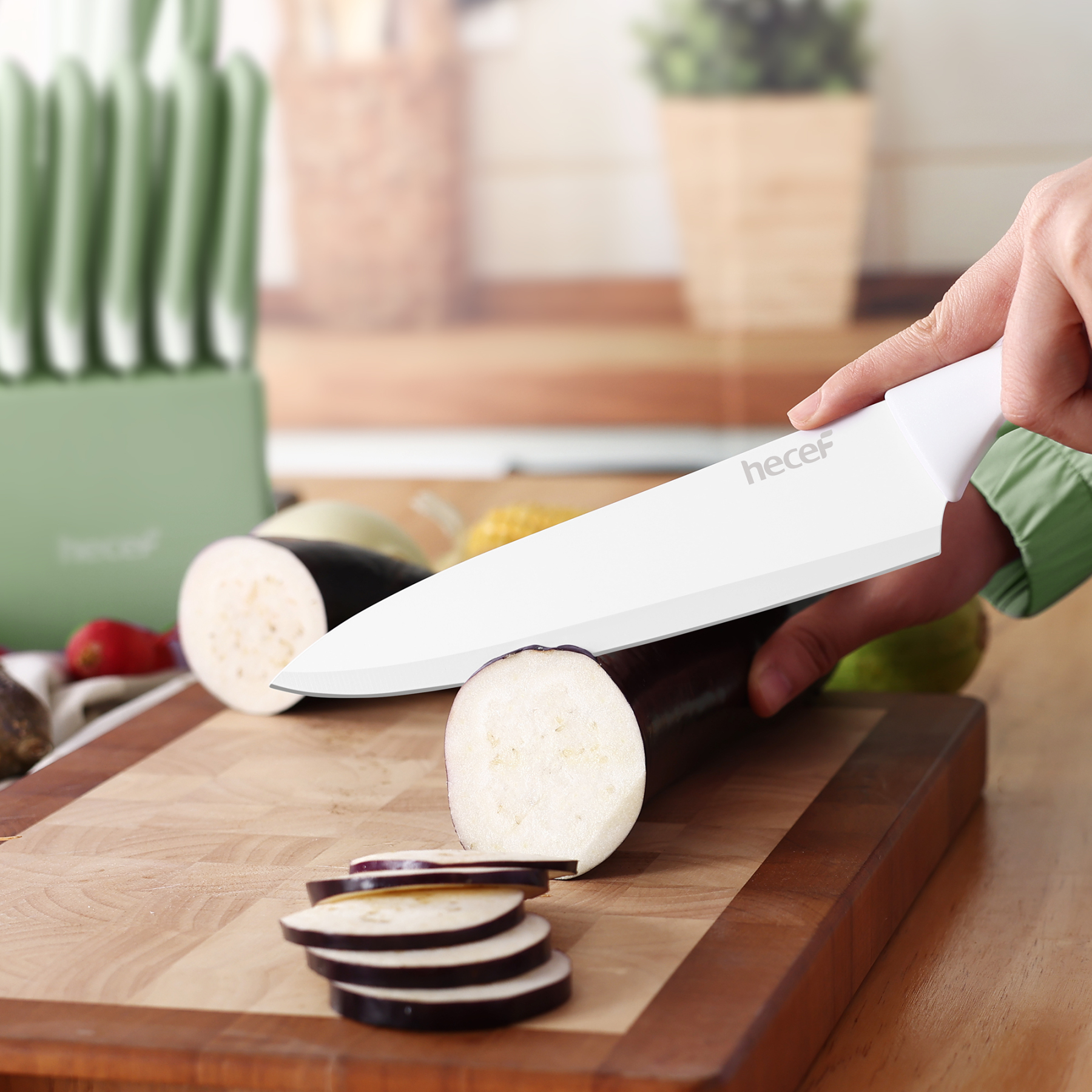 {Hecef Kitchenware}{knife}{cheese board}