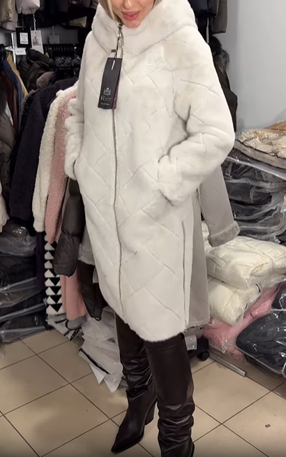 Reversible Faux Fur and Suede - Style Coat