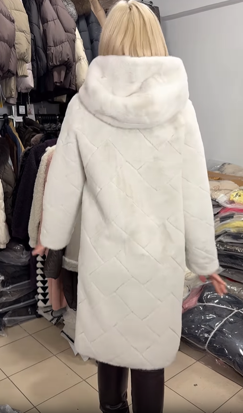 Reversible Faux Fur and Suede - Style Coat