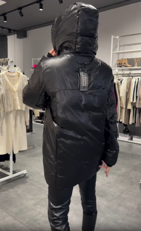 Diamond-Quilted Hooded Puffer Coat with Contrast Details