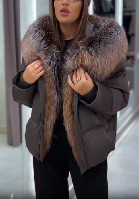 Oversized Cropped Puffer Jacket with Faux Fur Collar & Hood