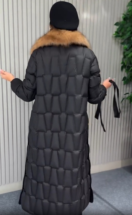 Floor-Length Quilted Puffer Coat with Faux Fur Collar & Belt