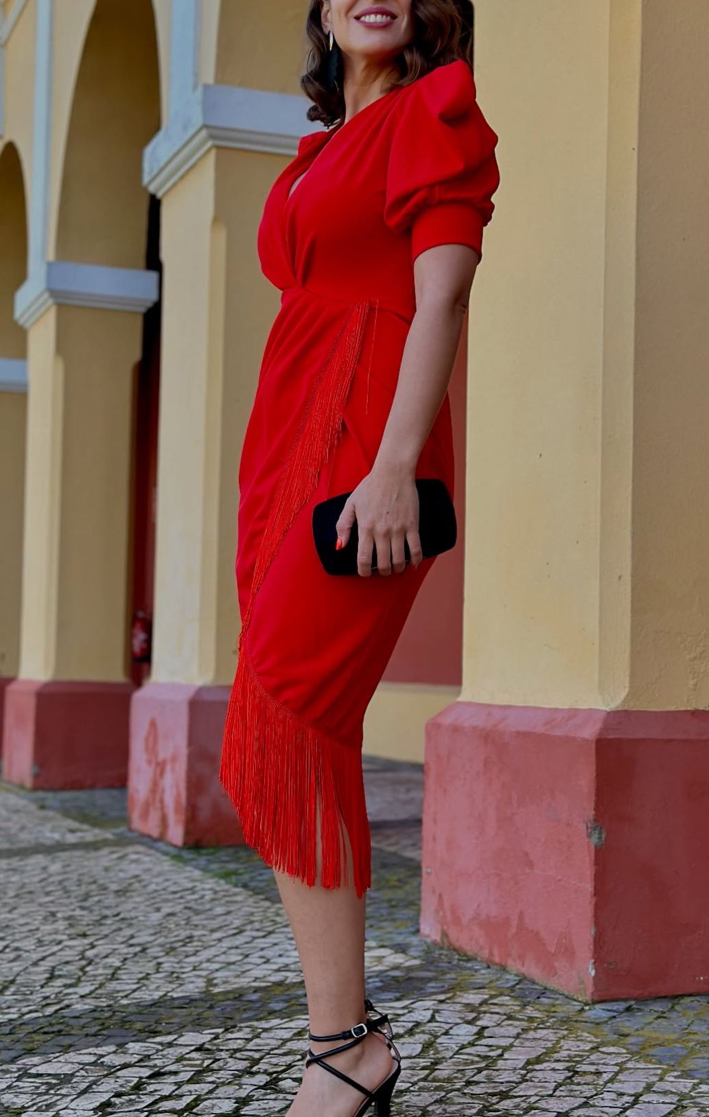 Red puff sleeve tassel dress