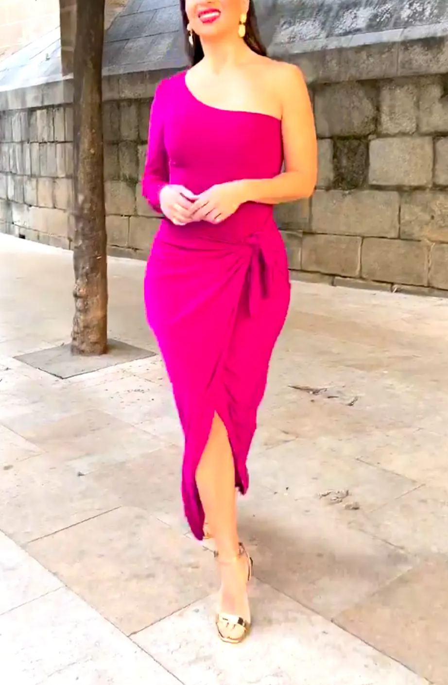 One-Shoulder Long-Sleeve Tie-Front Split Dress