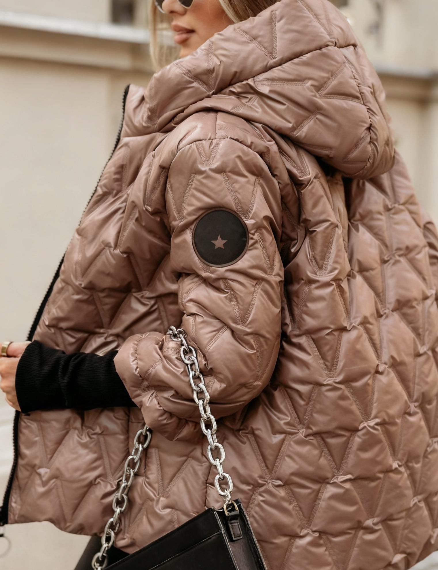 Quiet Afternoon burgundy short quilted jacket