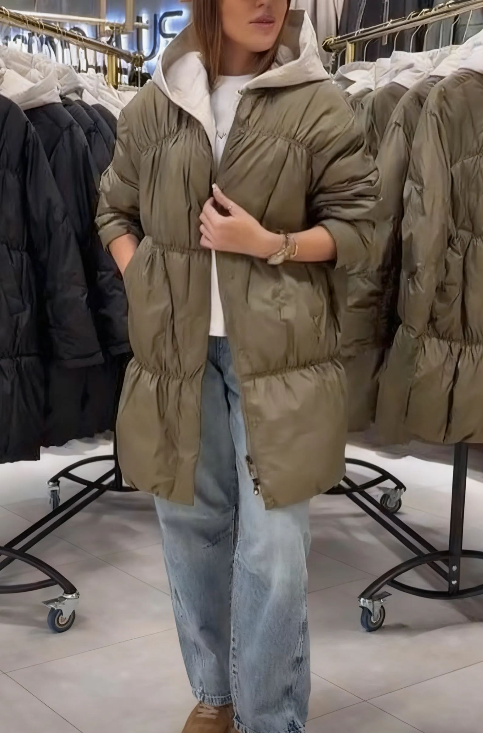 Color-blocked hooded down jacket