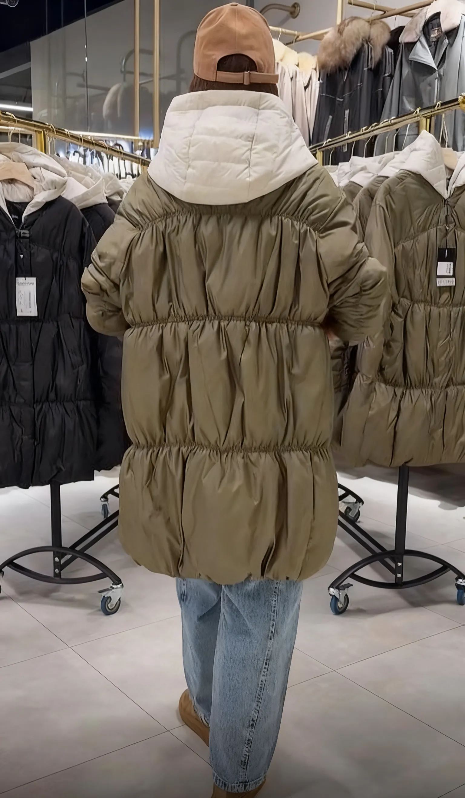 Color-blocked hooded down jacket