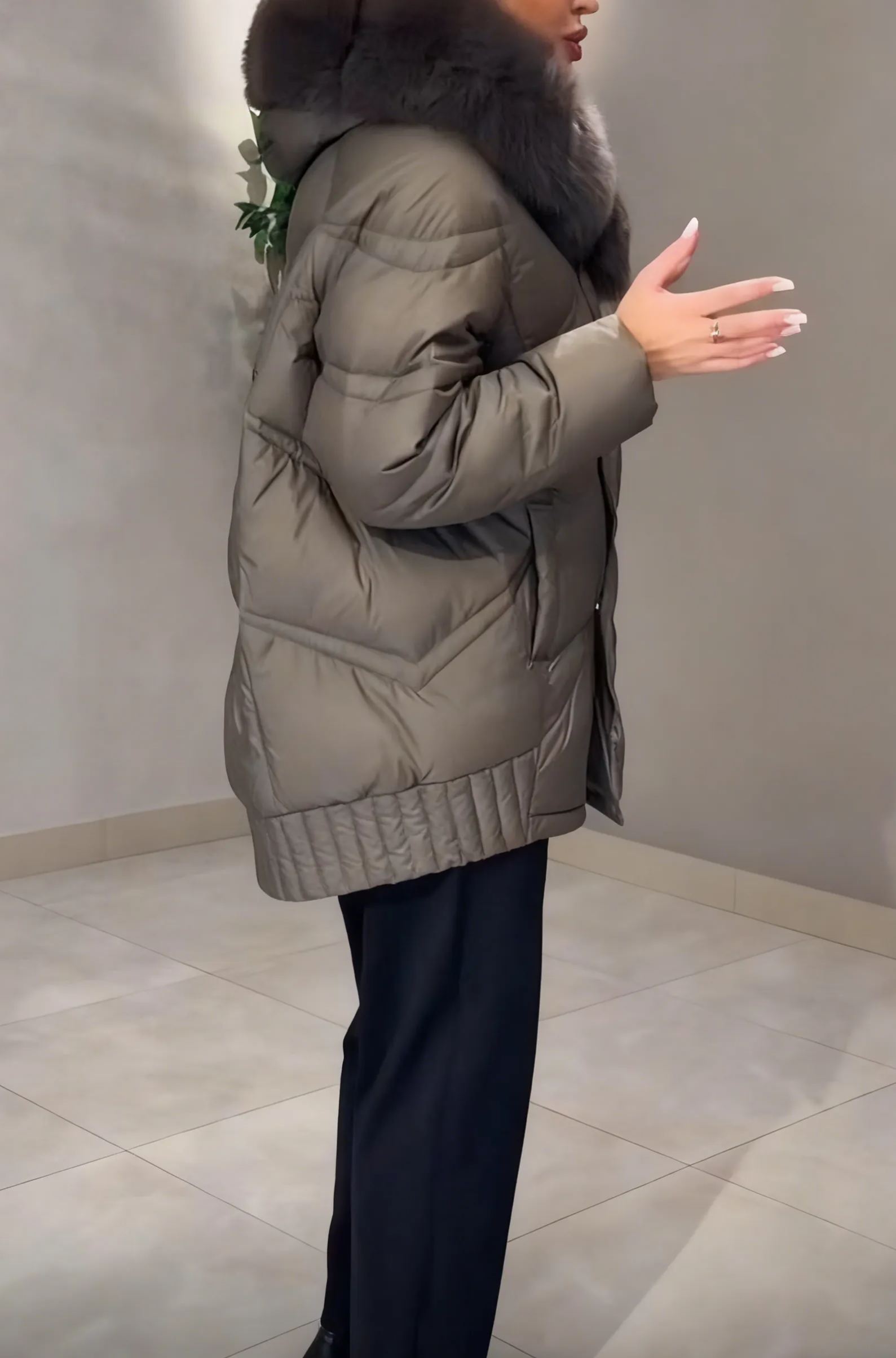 Quilted down jacket with fur collar