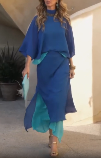 Blue high-neck batwing sleeve layered set