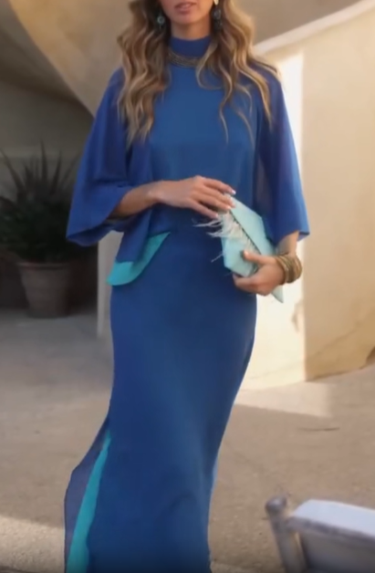 Blue high-neck batwing sleeve layered set