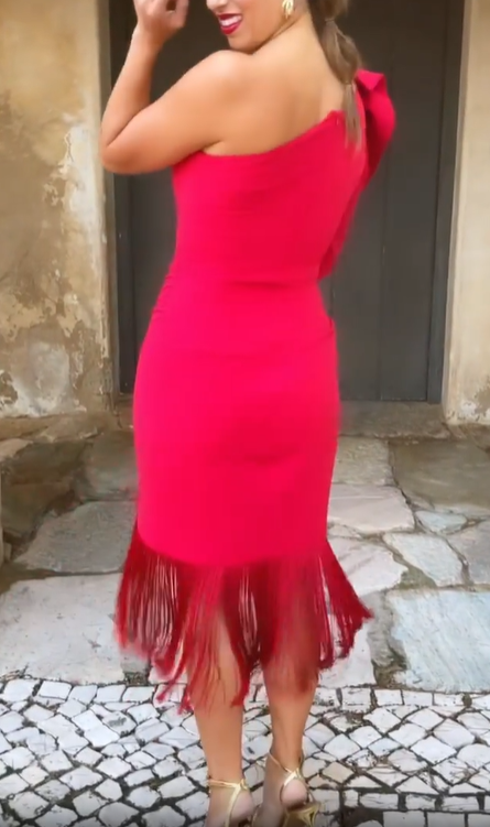 Red One-Shoulder Long-Sleeve Bow Fringe Dress