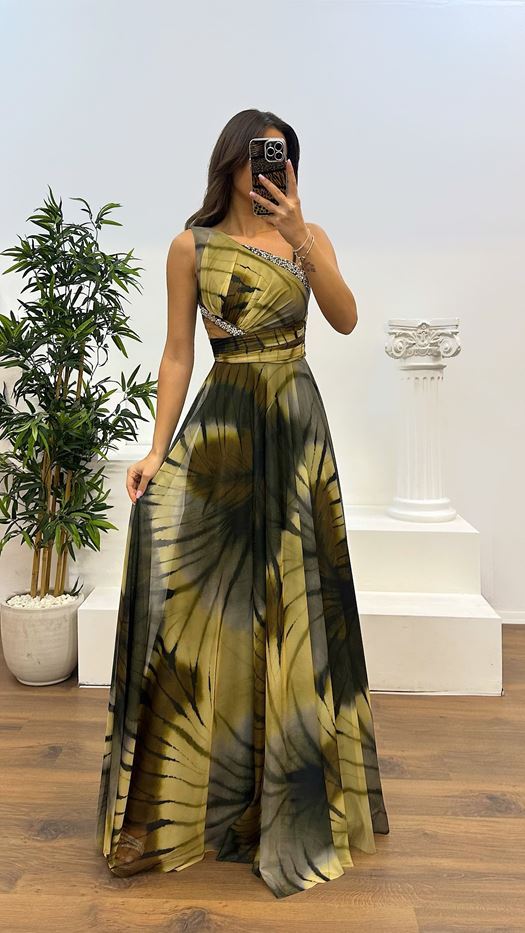 One Shoulder Waist Transparent Embroidery Detail Evening Dress