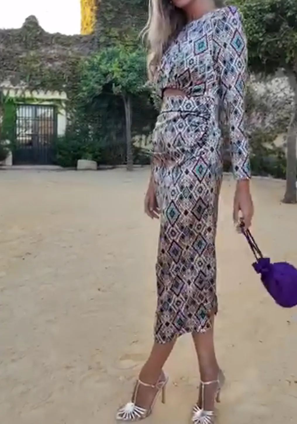 [Copy][Copy][Copy][Copy][Copy][Copy][Copy]Gold Embroidered One-Shoulder Midi Dress
