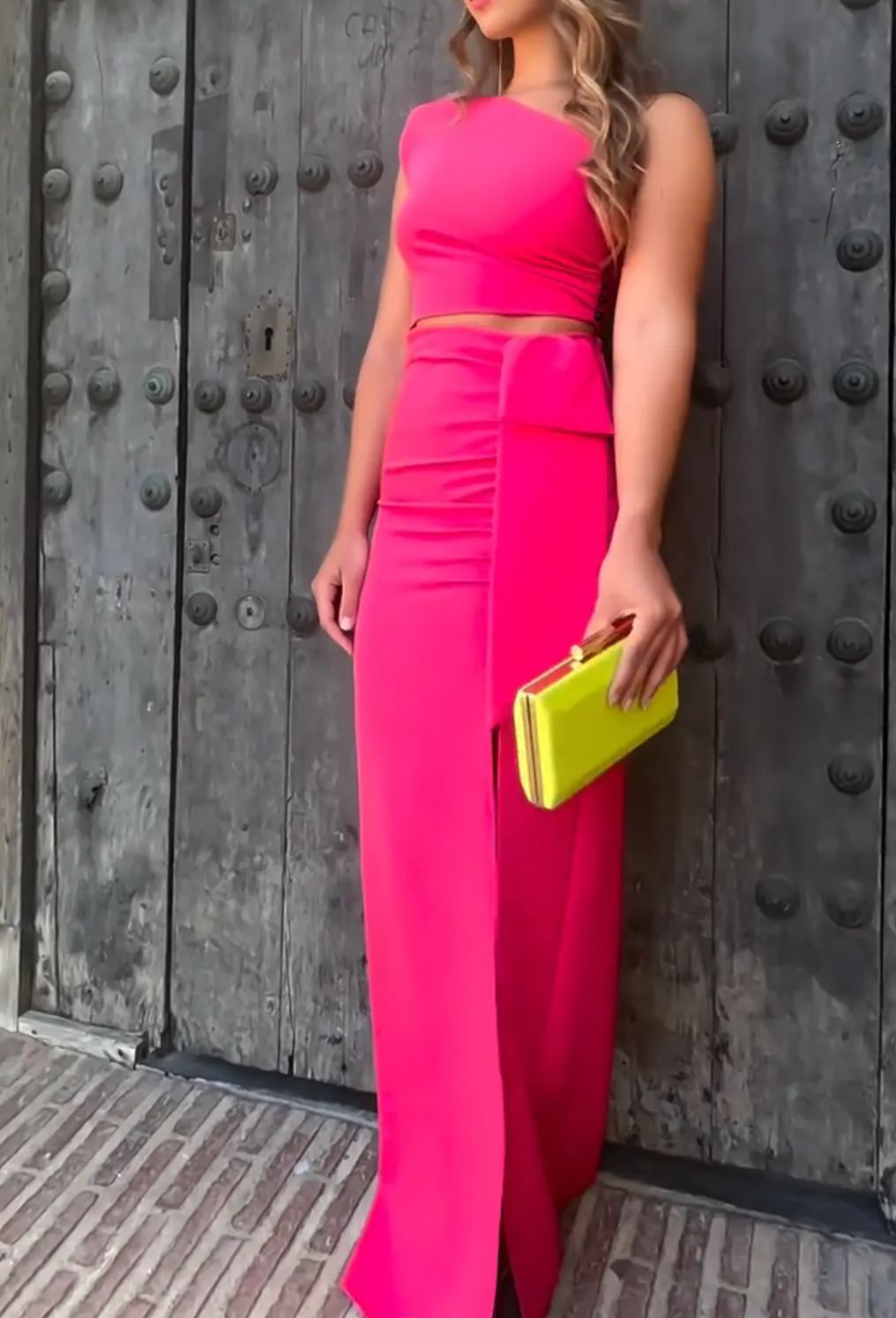 [Copy][Copy][Copy][Copy][Copy][Copy][Copy][Copy]Gold Embroidered One-Shoulder Midi Dress