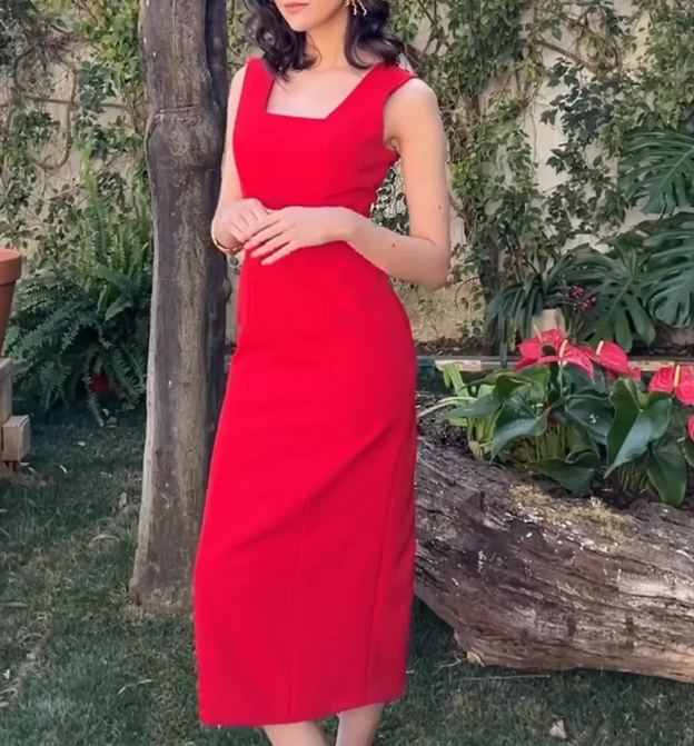 [Copy][Copy][Copy][Copy][Copy][Copy][Copy][Copy][Copy][Copy]Gold Embroidered One-Shoulder Midi Dress