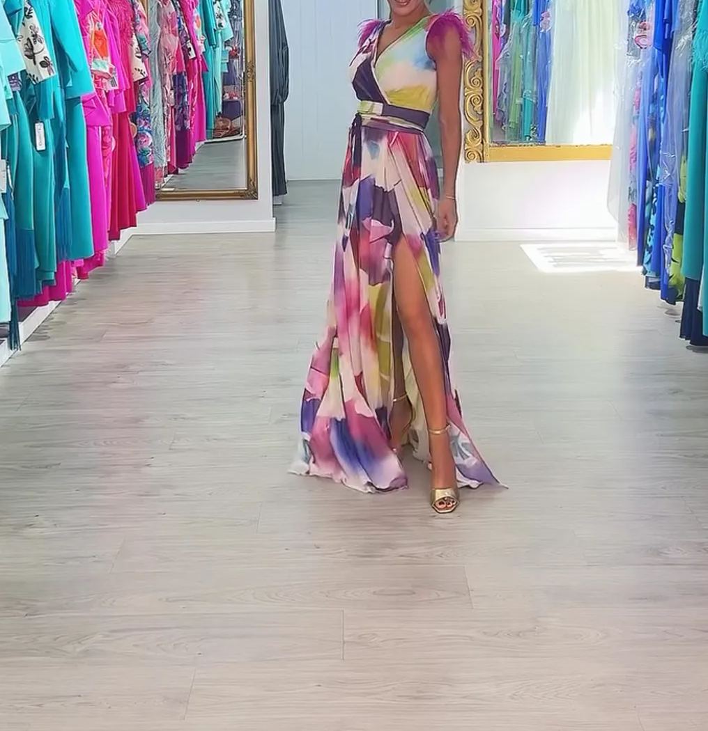 [Copy]Elegant Brown Midi Dress with Feather Accents and Ruched Detailing